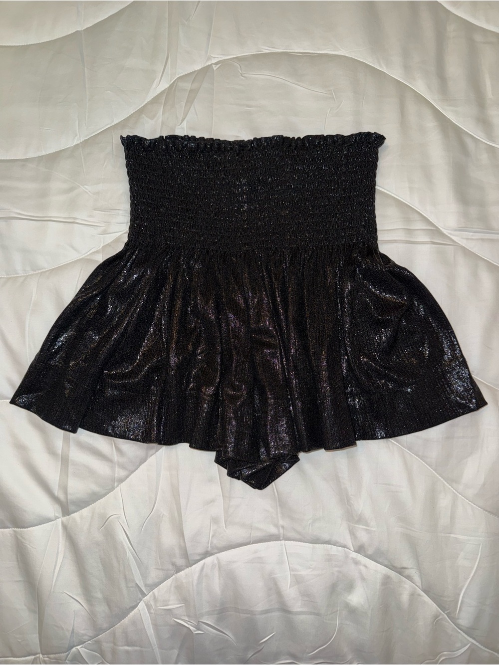 QUEEN OF SPARKLES Black sparkle Smocked-Waist Skort